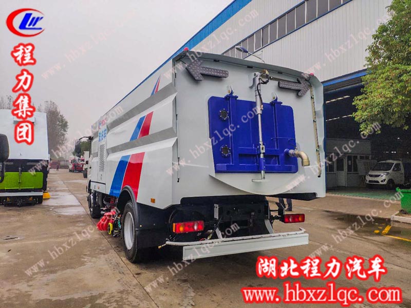 東風(fēng)天錦洗掃路多功能車(chē)（國(guó)五）-廠家質(zhì)量